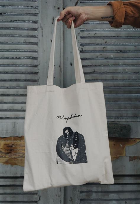 tote bag origin